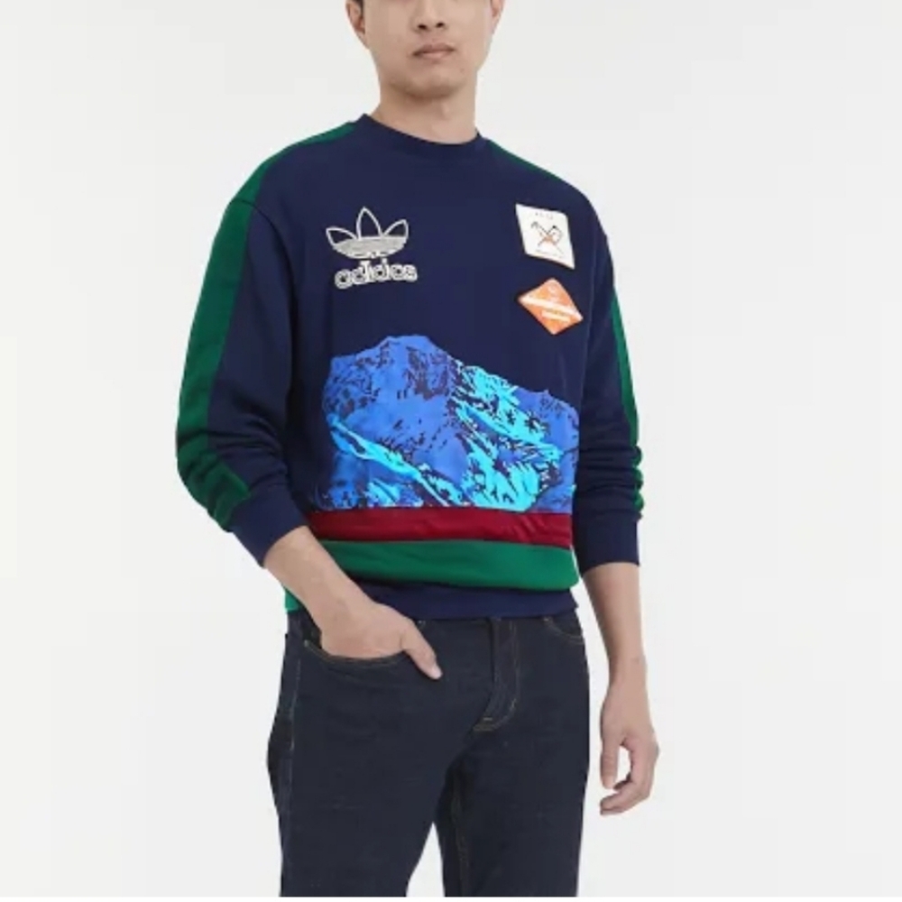 Adidas Oversized Mountaineering Climbing Patch  Crew Sweatshirt Y2k